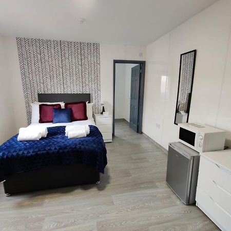Double Ensuite Rooms สวอนซี ภายนอก รูปภาพ