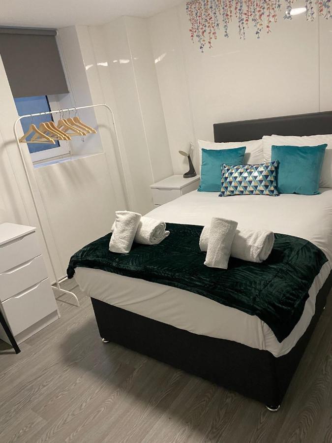 Double Ensuite Rooms สวอนซี ภายนอก รูปภาพ